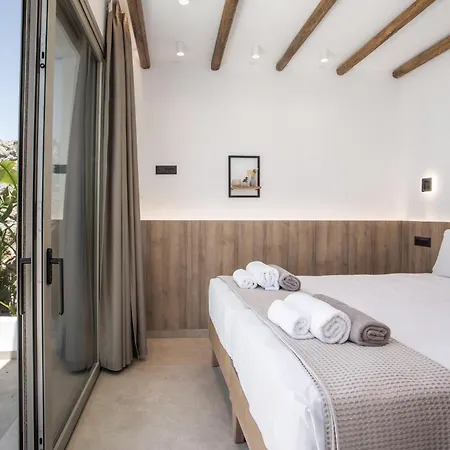 Casacarma V, Privates Xl-pool, Boho-design Lakhania